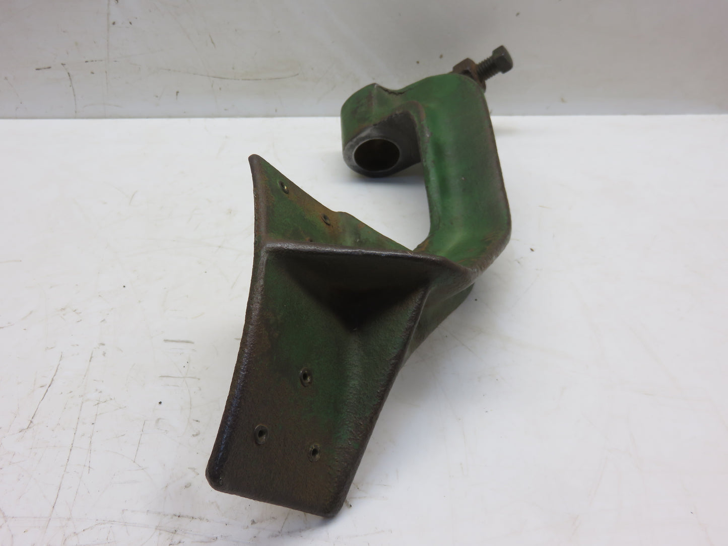 AF307R, F196R John Deere Pulley Brake Arm For G