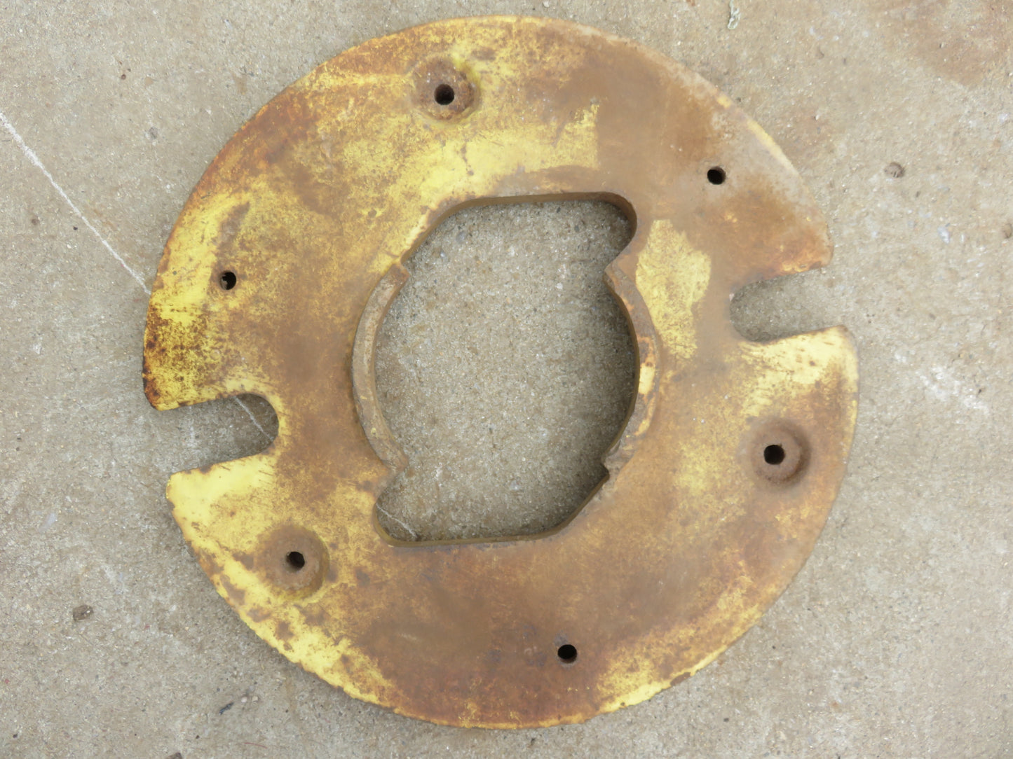 A3404R John Deere Rear Wheel Weight For 50, 60, 70, 80, 520, 620, 720, 820, 530, 630, 730, 830