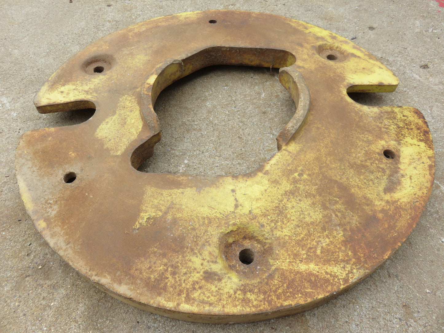 A3404R John Deere Rear Wheel Weight For 50, 60, 70, 80, 520, 620, 720, 820, 530, 630, 730, 830