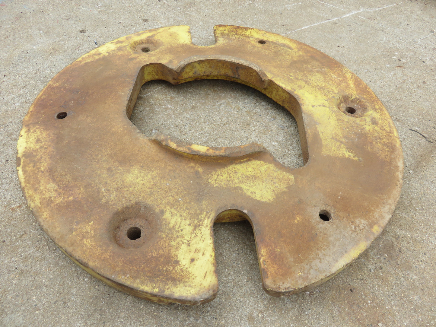 A3404R John Deere Rear Wheel Weight For 50, 60, 70, 80, 520, 620, 720, 820, 530, 630, 730, 830