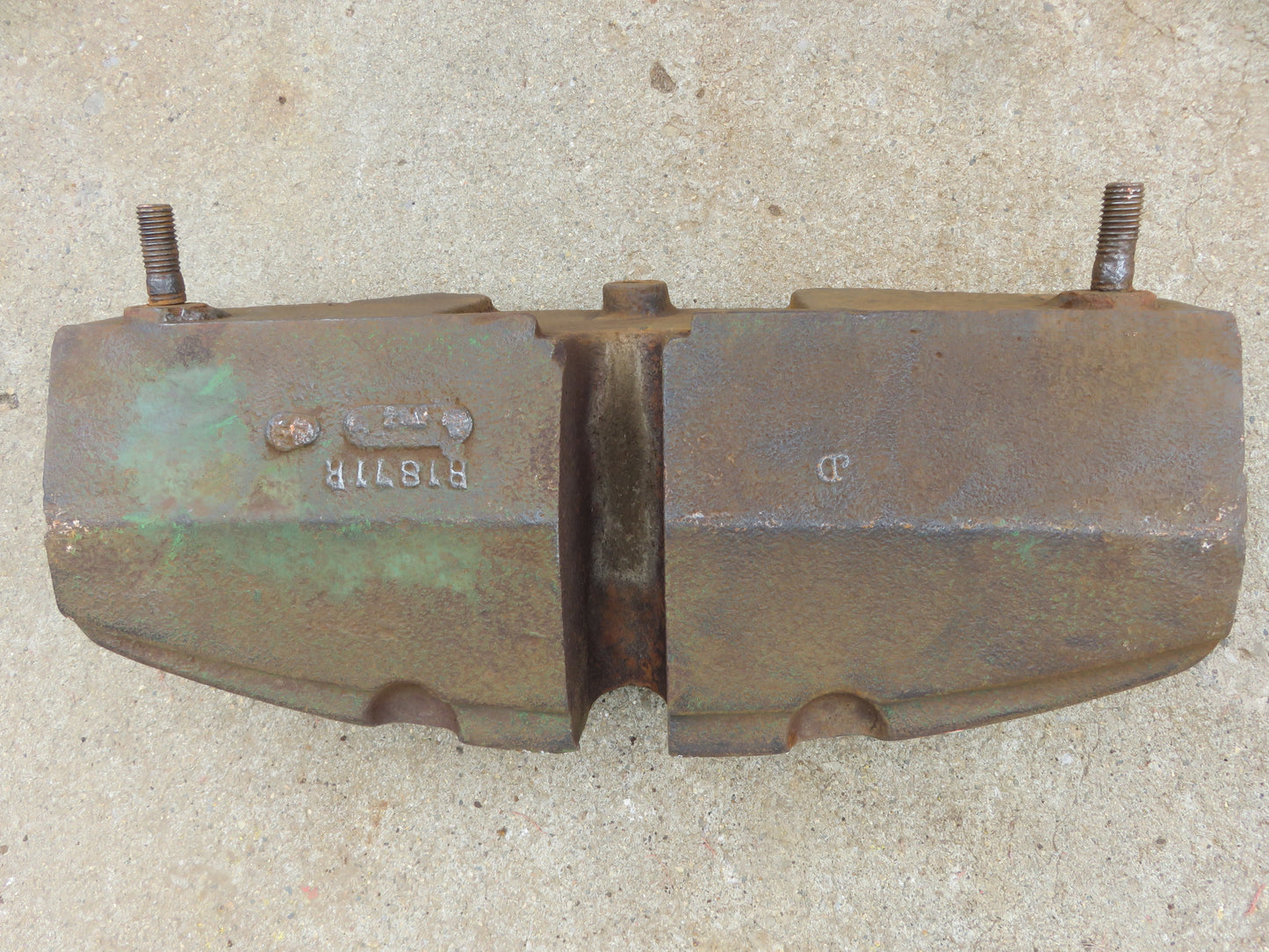 R1871R John Deere Front Weight For 80, 820, 830