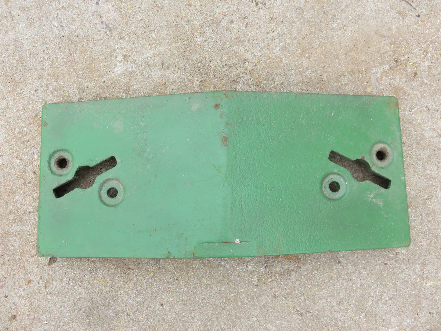 R27643 John Deere Front Weight For 820, 920, 1020, 1120, 1520, 2010, 2020, 2030, 2120