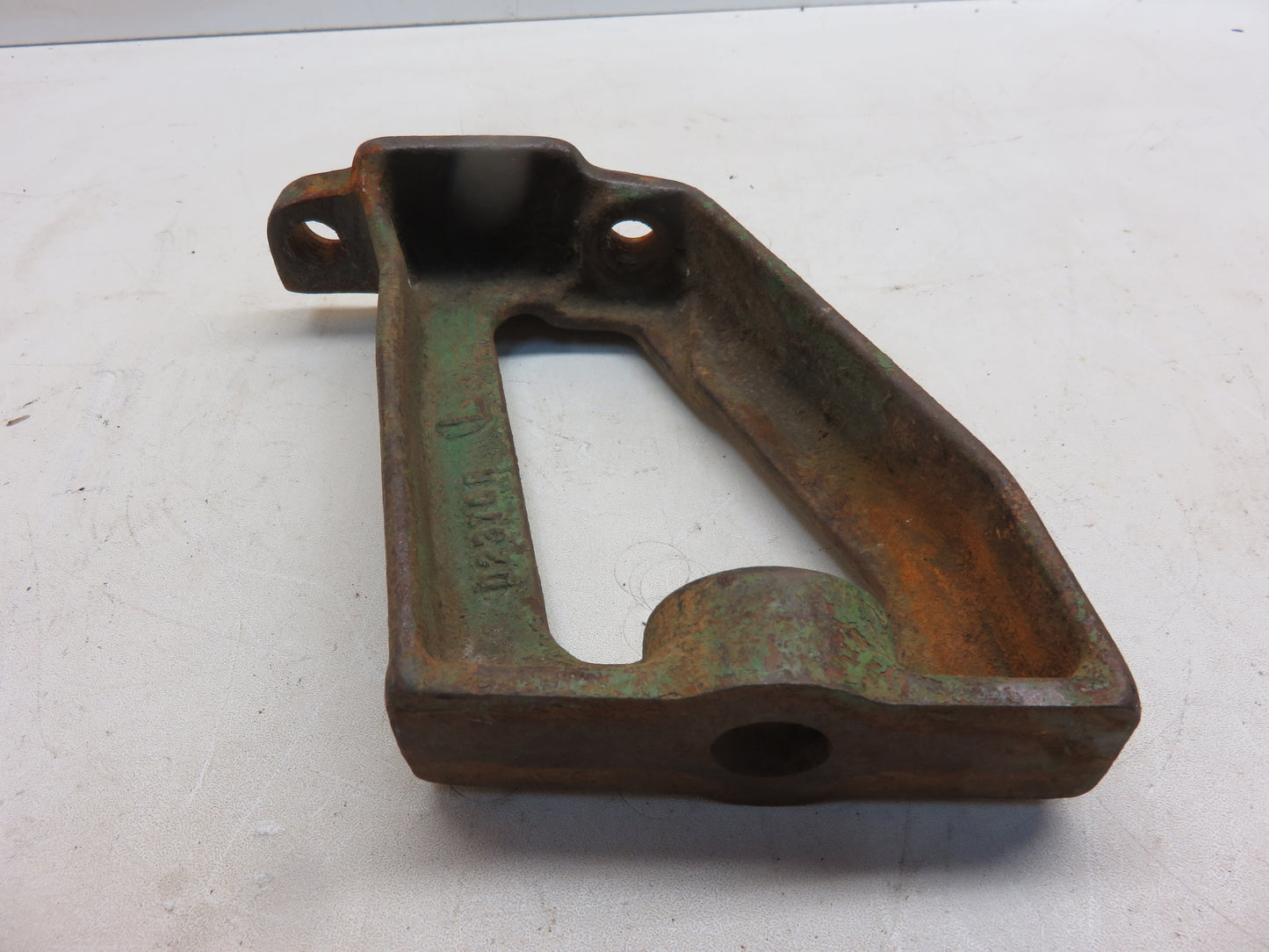 D2376R John Deere Air Cleaner Support Bracket For D