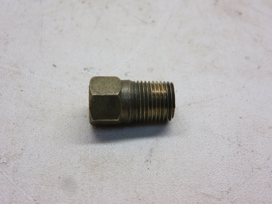 AM235T John Deere Oil Line Connector For M, 40, 320, 420, 330, 430, 2010