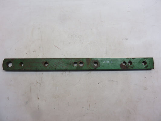 A1821R John Deere Drawbar End For A, B