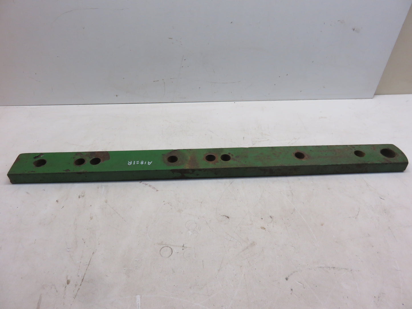 A1821R John Deere Drawbar End For A, B