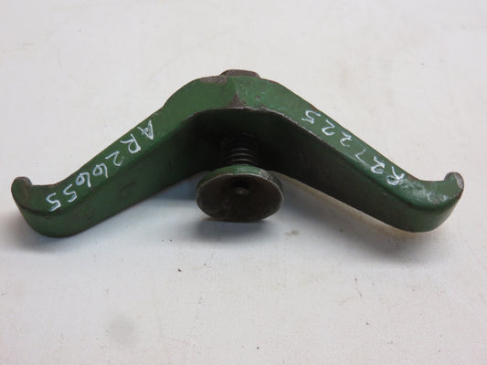 AR26655, R27225 John Deere Fuel Filter Clamp For 3010, 4010