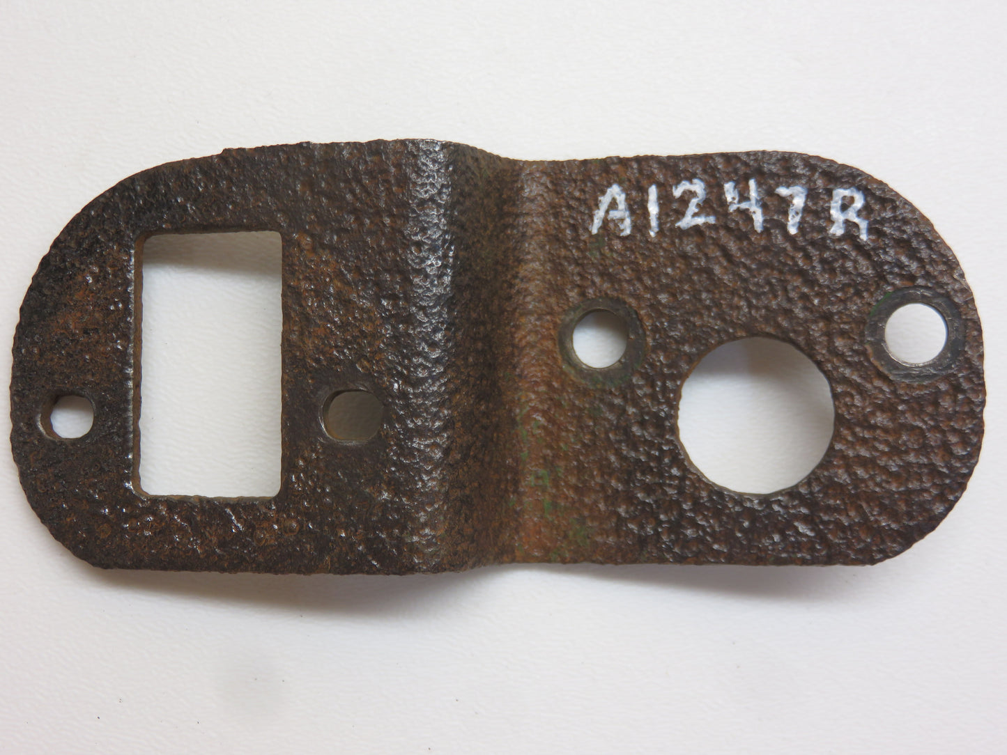 A1247R John Deere Heat Gauge Bracket For A, B, D, G