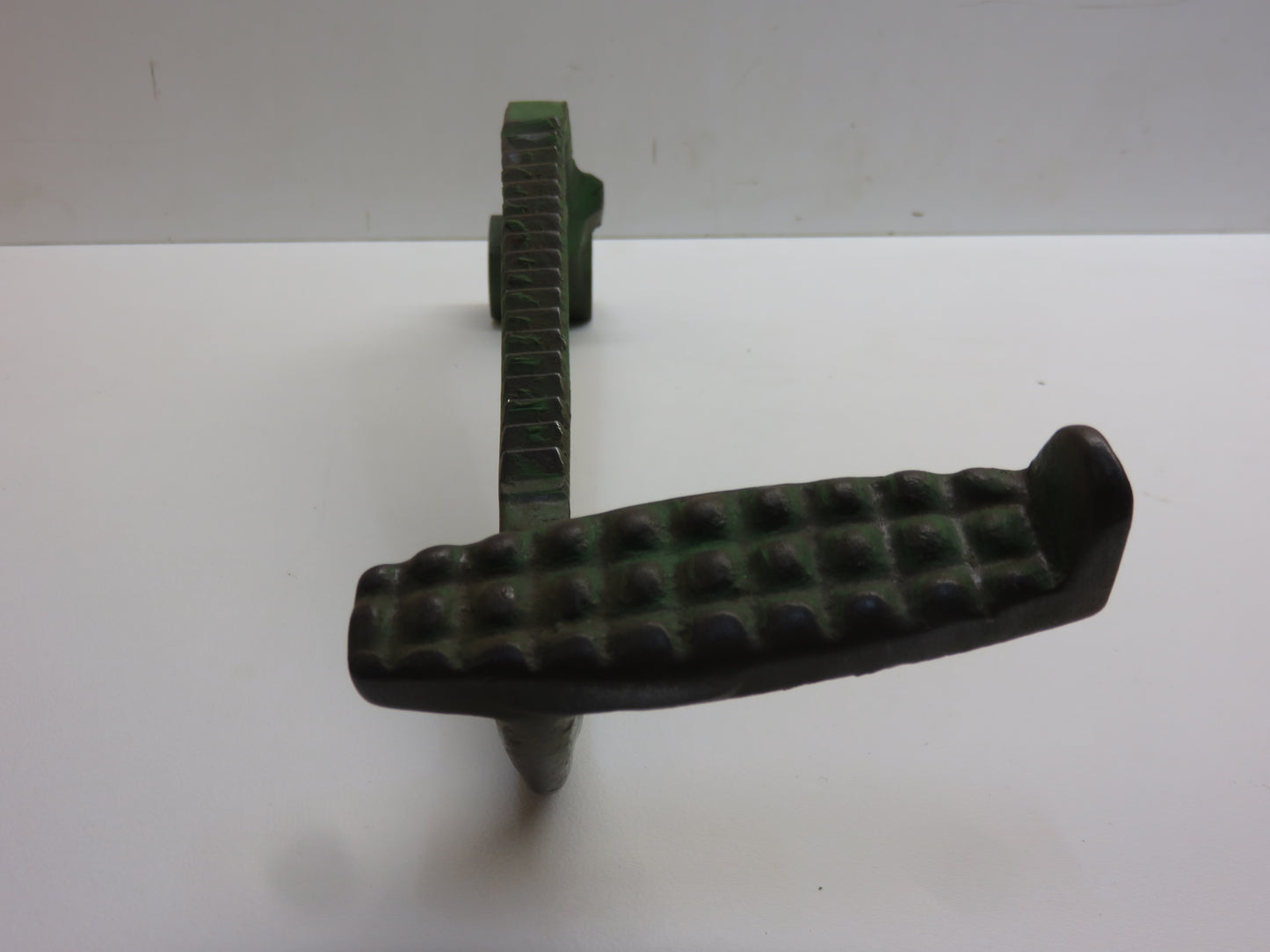 A89R John Deere Left Brake Pedal For A, G, 60, 70, 520, 620, 720