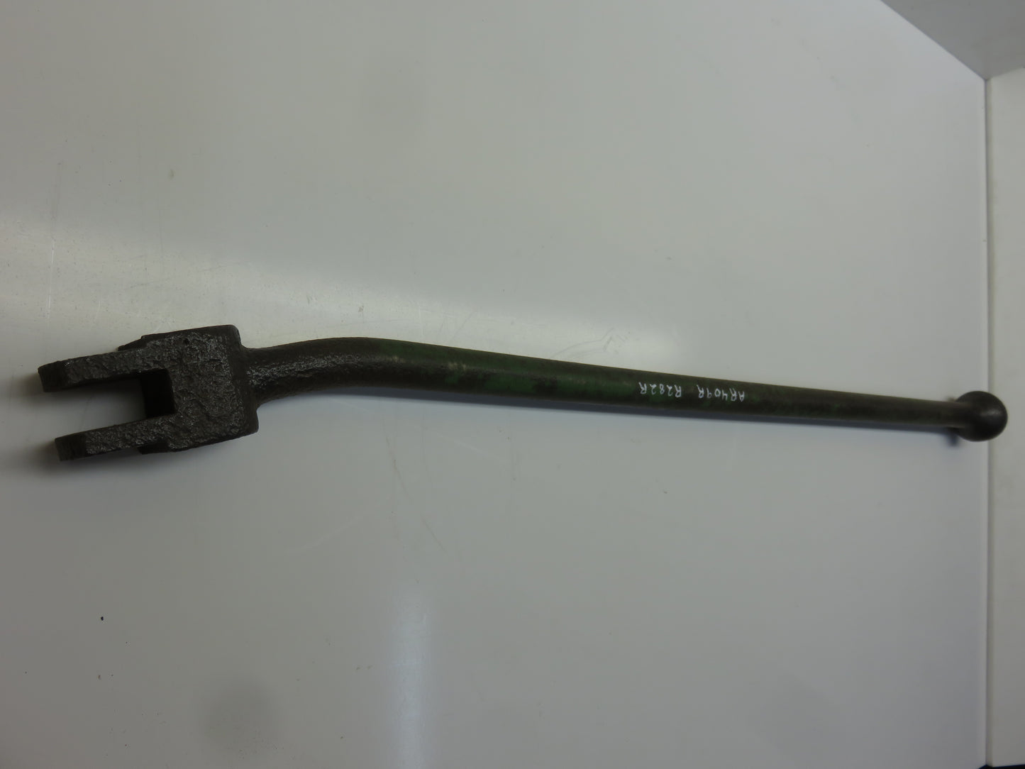 AR409R, R282R John Deere Clutch Lever For R, 80, 820, 830