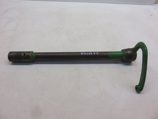 AA3974R, B2537R John Deere Shutter Control Arm And Shaft For A