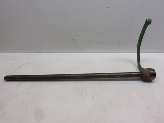 AA3973R, B2534R John Deere Throttle Control Arm With Shaft For A