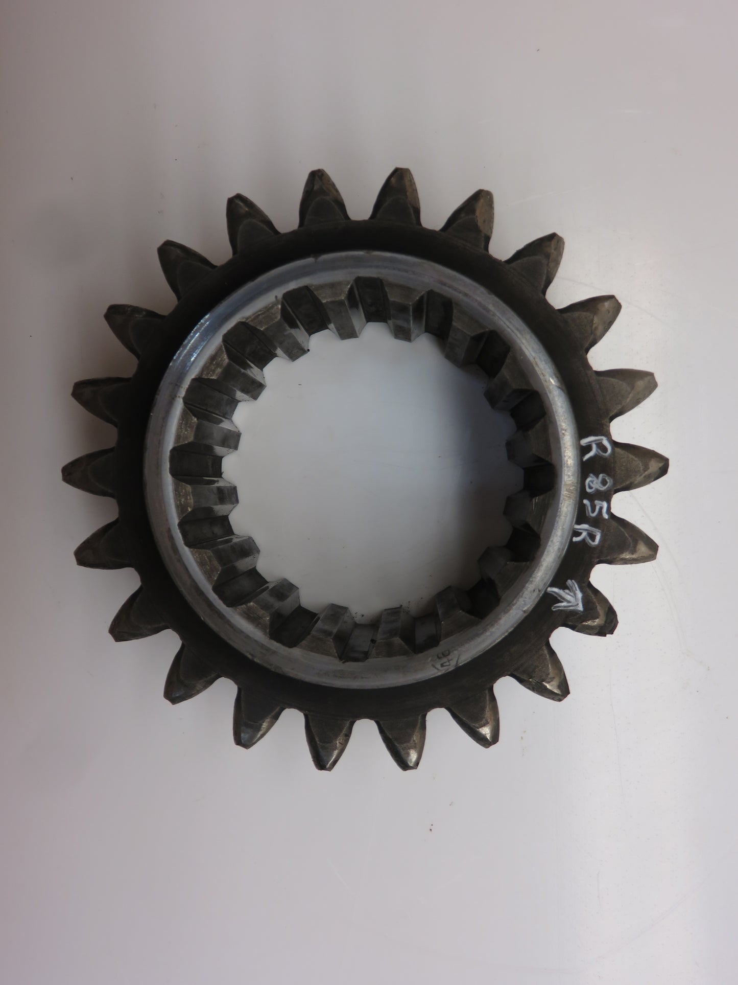 R85R, AR893R John Deere Differential Drive Pinion Gear For R