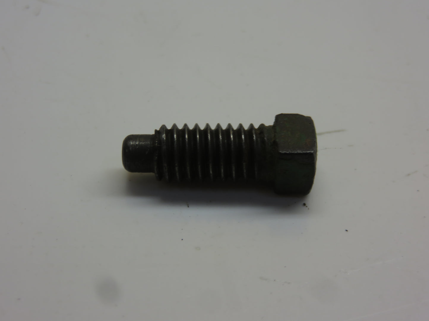 A320R, 22H42T John Deere Control Handle Dog Point Set Screw For A, B, G, H, R