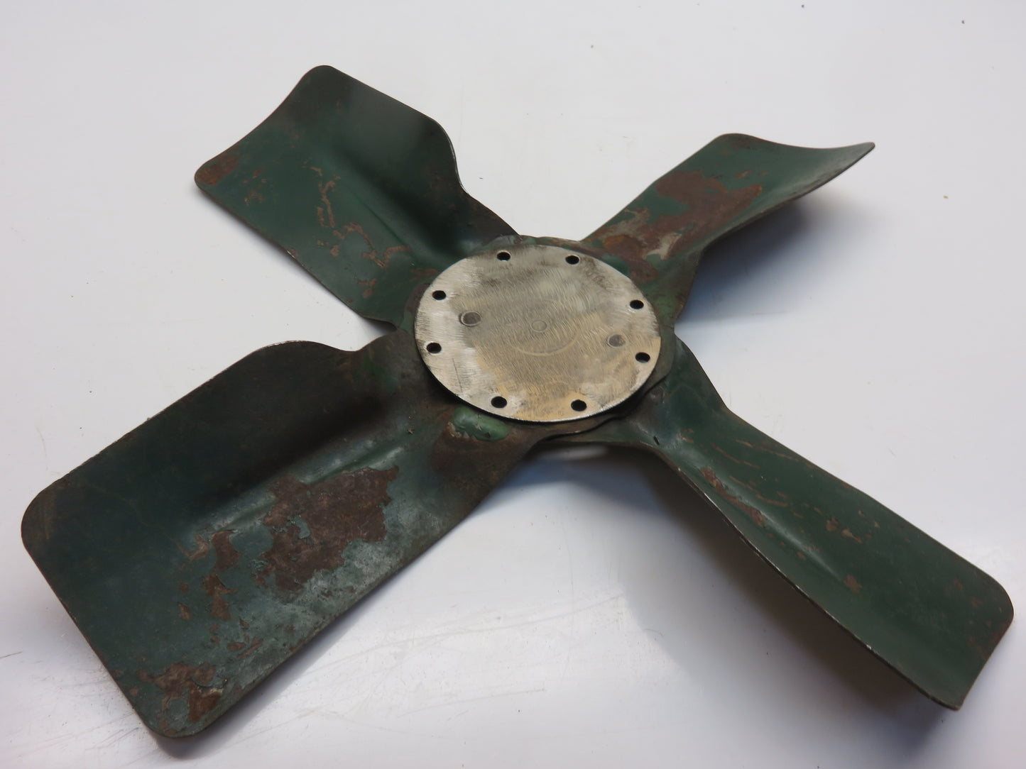 AL20108T John Deere Fan Blade For LUC, M