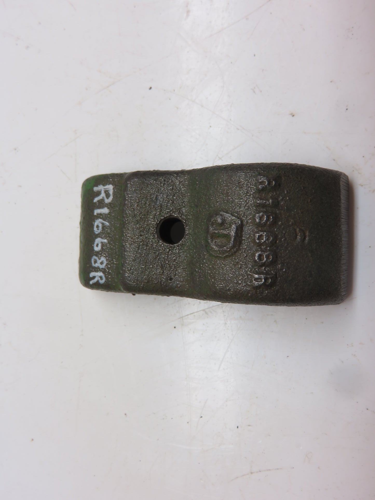 R1668R John Deere Hydraulic Line Clamp For 80, 820, 830