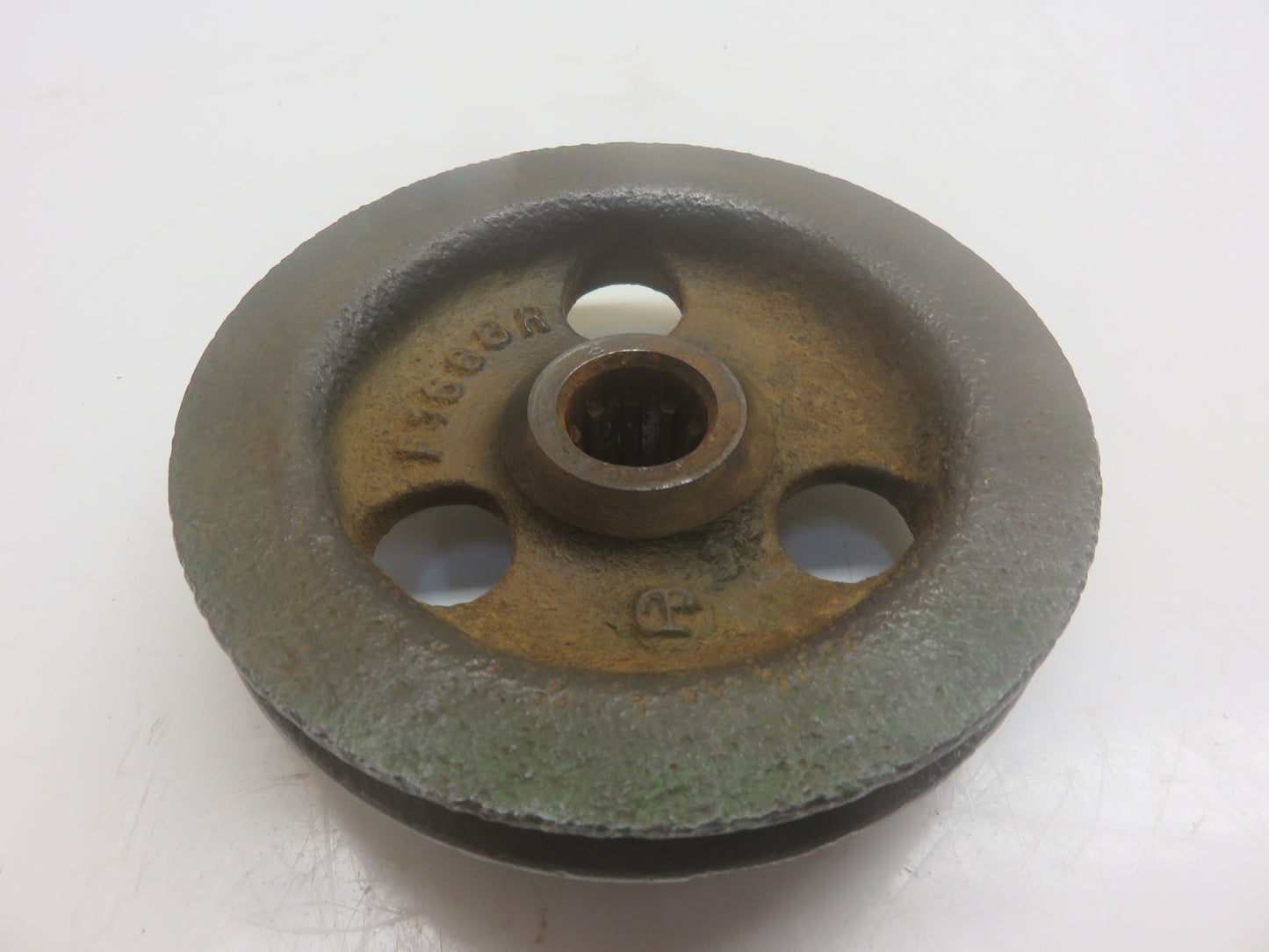 F1668R John Deere Generator Drive Pulley For 50, 60, 70, 520, 620, 720