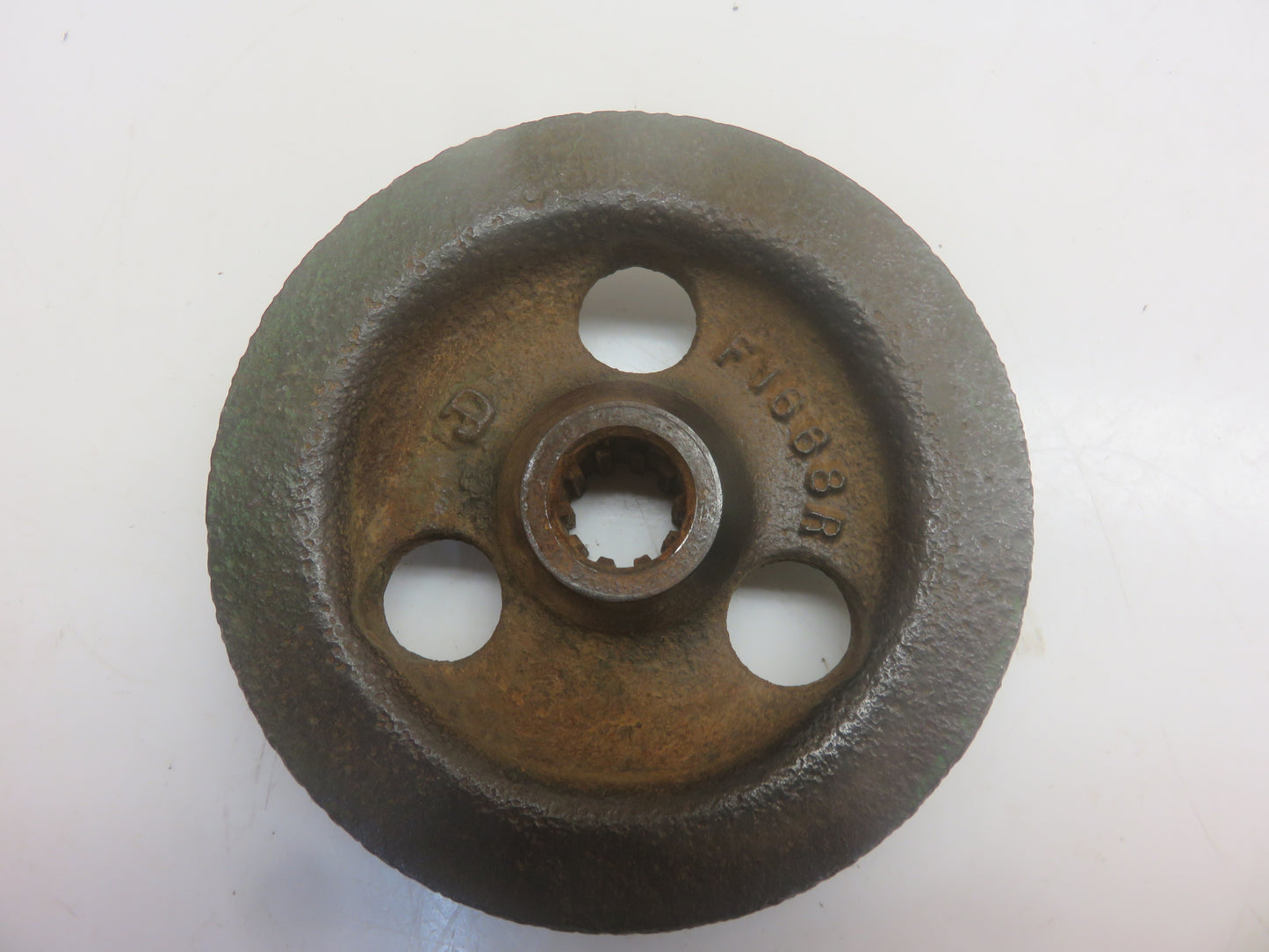 F1668R John Deere Generator Drive Pulley For 50, 60, 70, 520, 620, 720