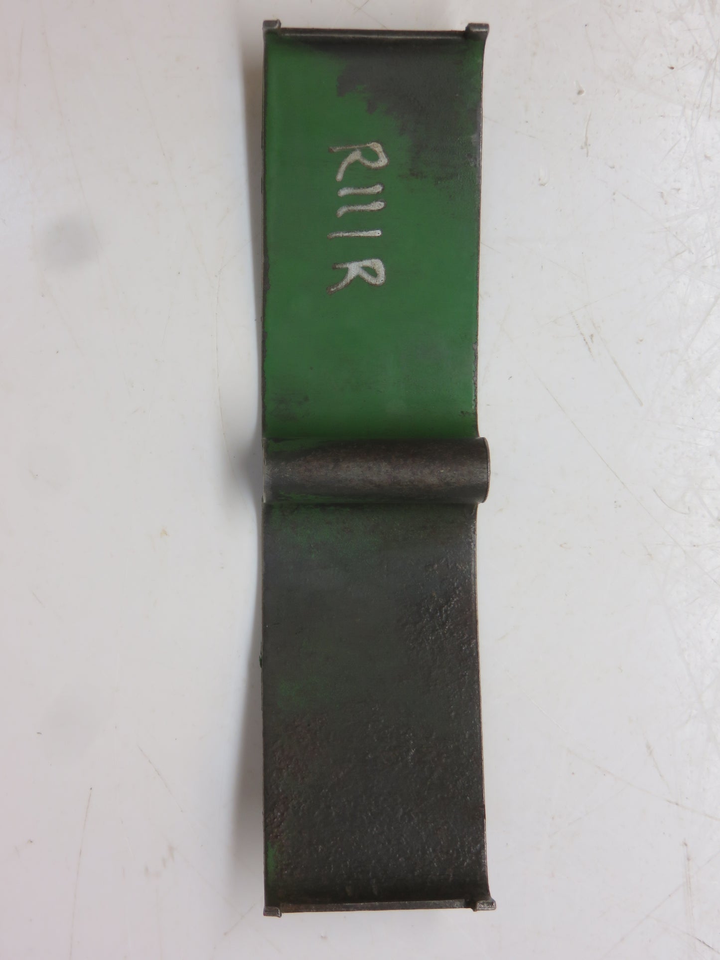 R111R John Deere Fuel Tank Strap Support For R, 80, 820, 830