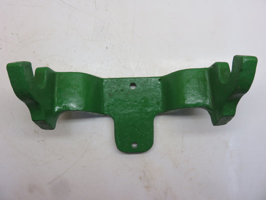 R54166 John Deere Cylinder Hanger For 4030, 4230, 4430, 4630, 4040, 4240, 4440