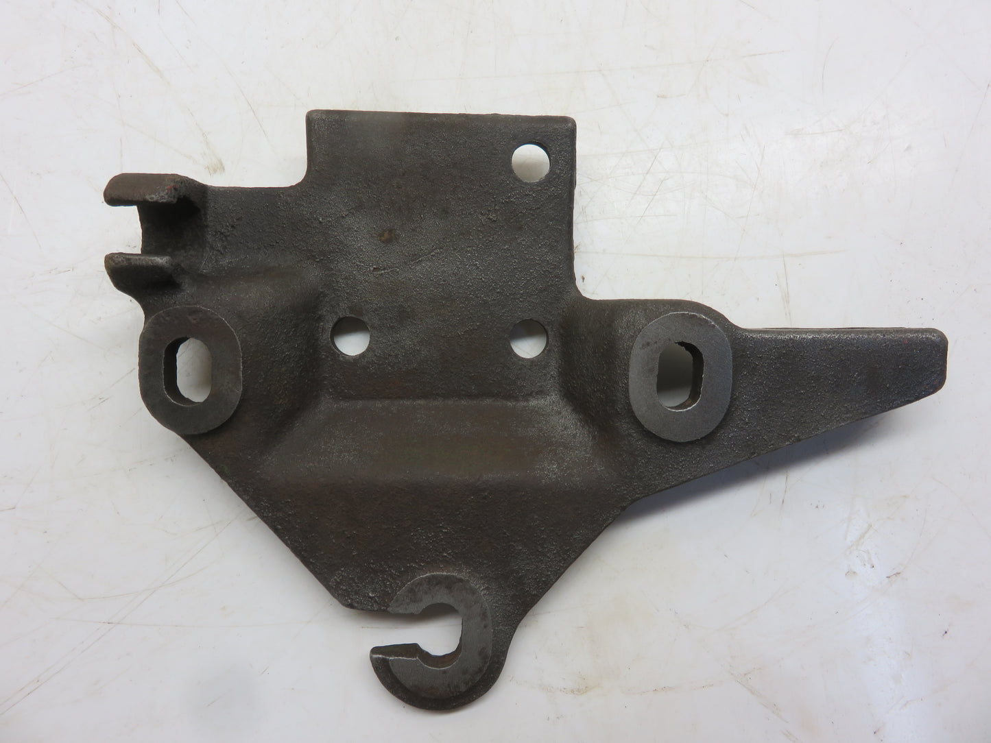 D1733R John Deere Base Mount Magneto Bracket For D