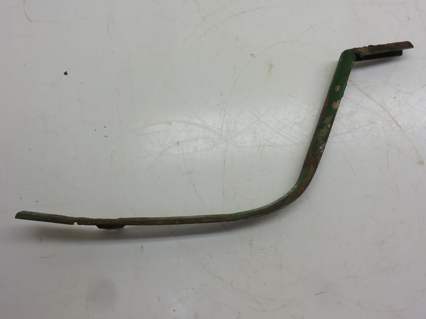 R34046 John Deere Fender Light Wire Harness Shield For 4020