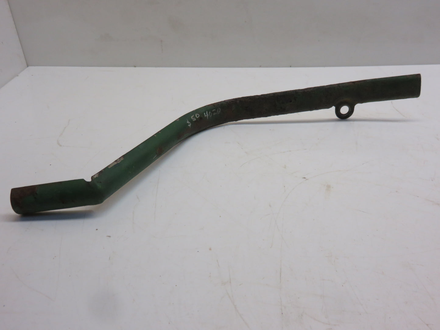 R34046 John Deere Fender Light Wire Harness Shield For 4020