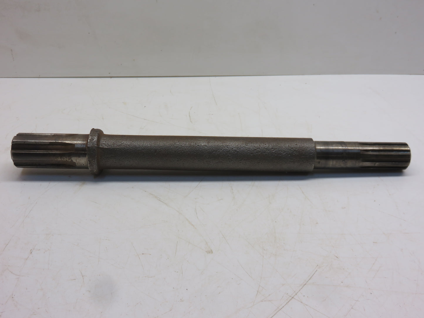 AL177T John Deere Right Hand Differential To Final Drive Shaft For L, LA, LI