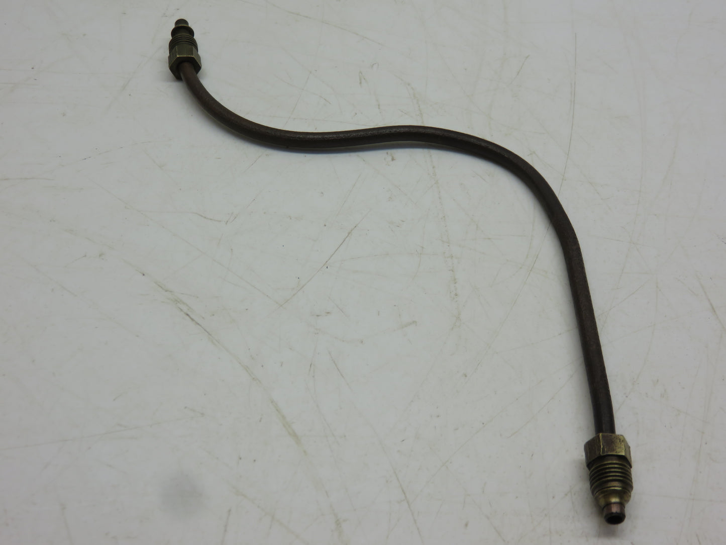 AM753T John Deere Rocker Arm Oil Line For M, MI, MT