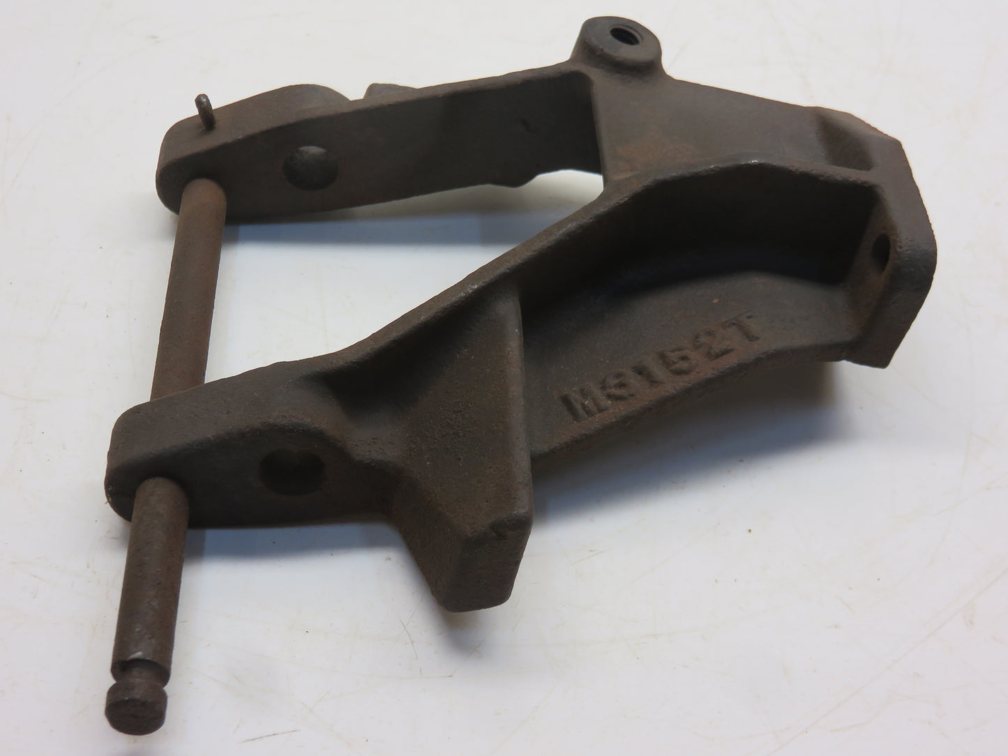 M3152T, T10896T John Deere Throttle And Choke Control Bracket For 420, 430