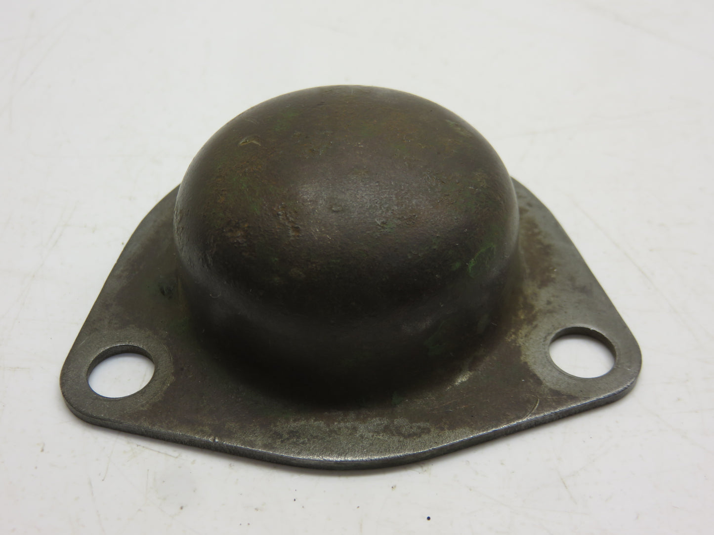 L4024T John Deere Lower Shaft Front Bearing Cover For L, LA, LI