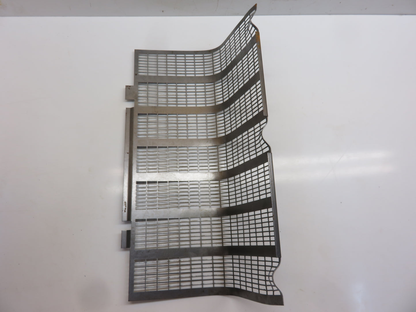 B1420R John Deere Grille Screen For B, H