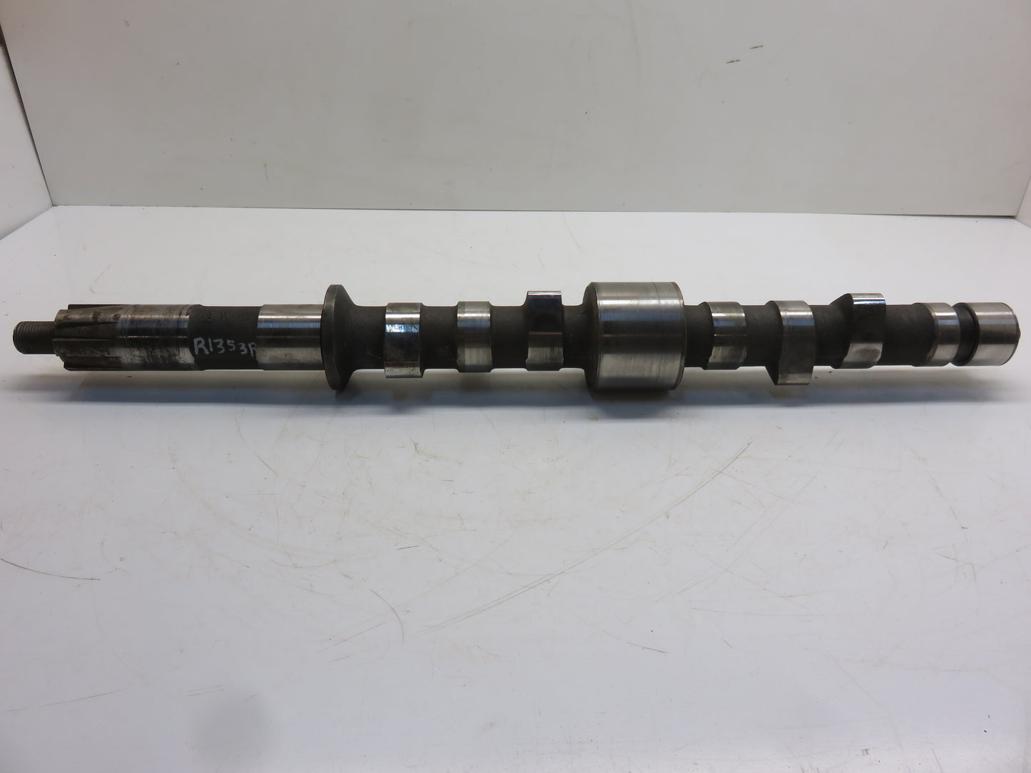 R1353R John Deere Camshaft For 80, 820