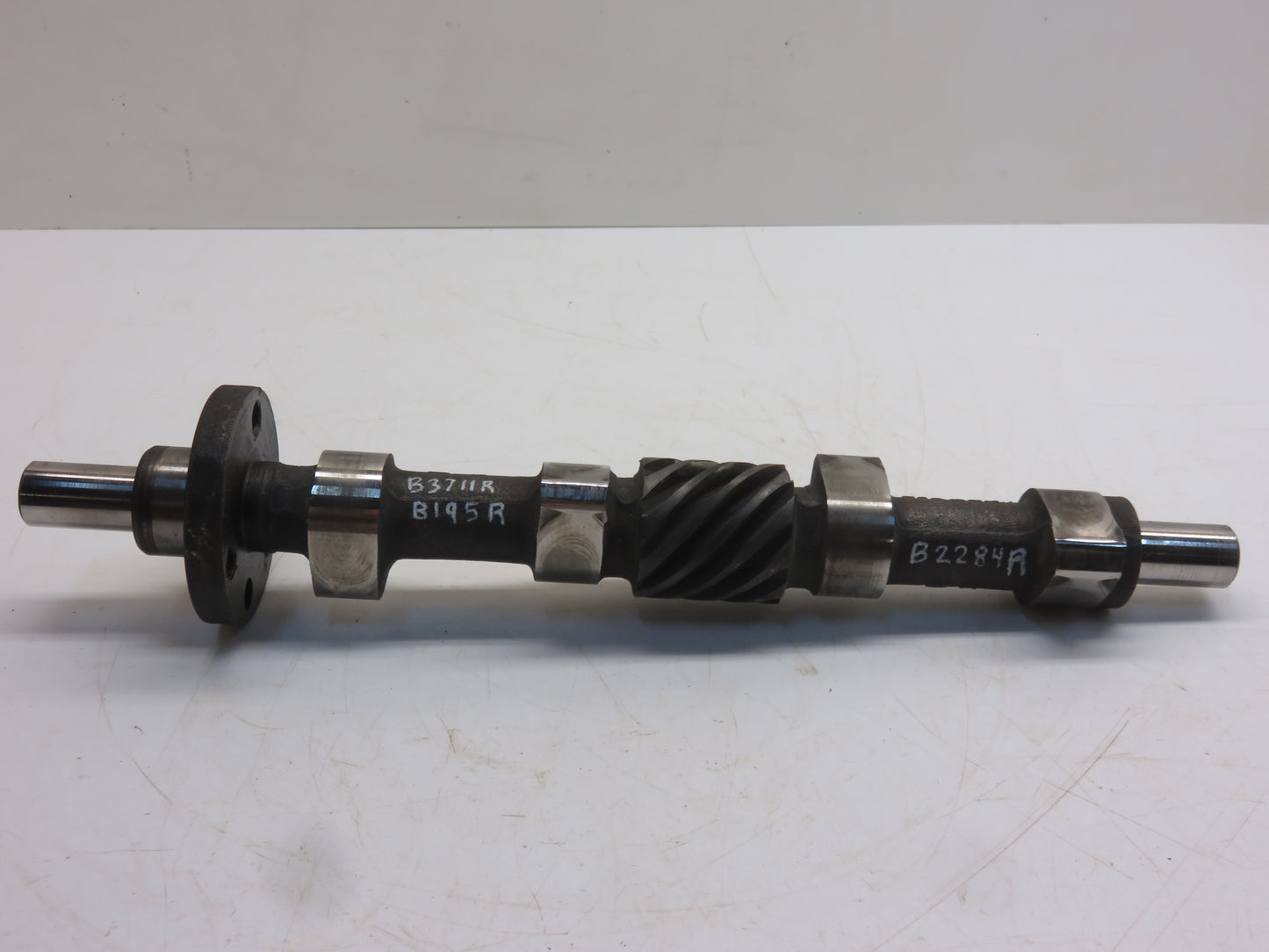 B2284R John Deere Camshaft For B, 50