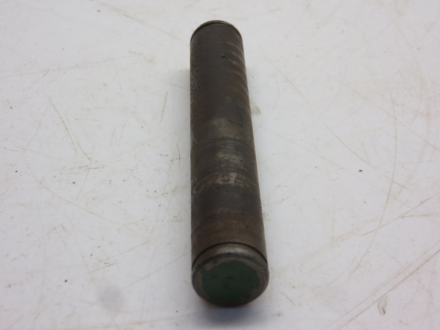 M1997T John Deere Pivot Shaft For 40, 320, 420, 330, 430, 1010