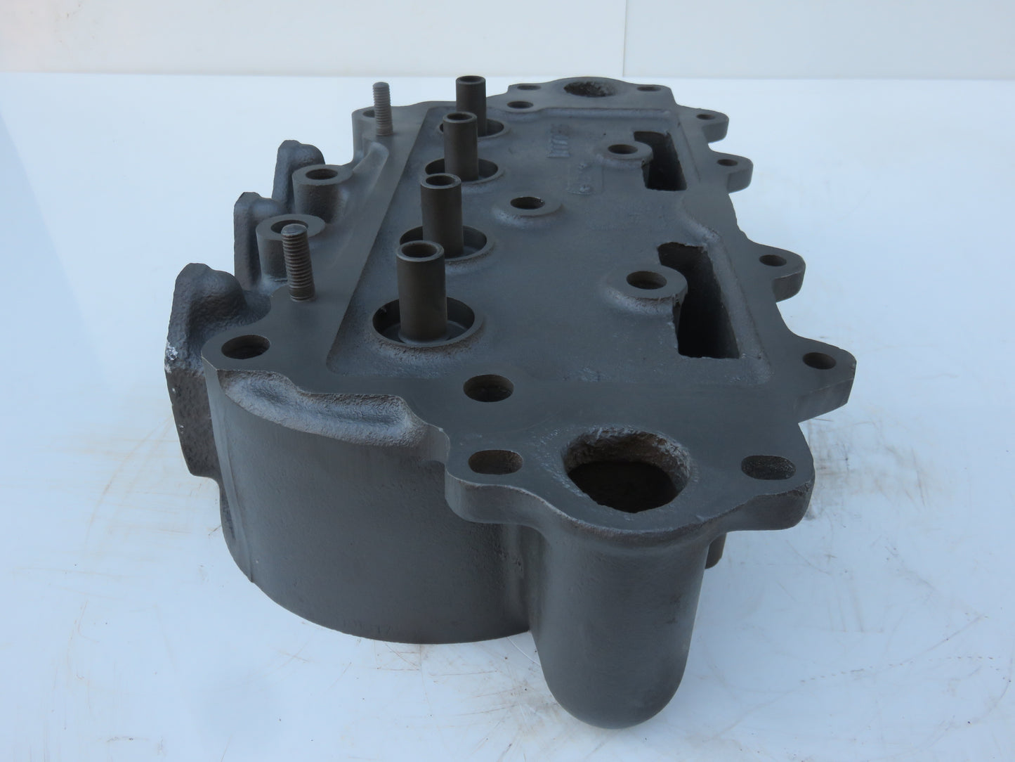 AD789R, D1718R John Deere Cylinder Head For D