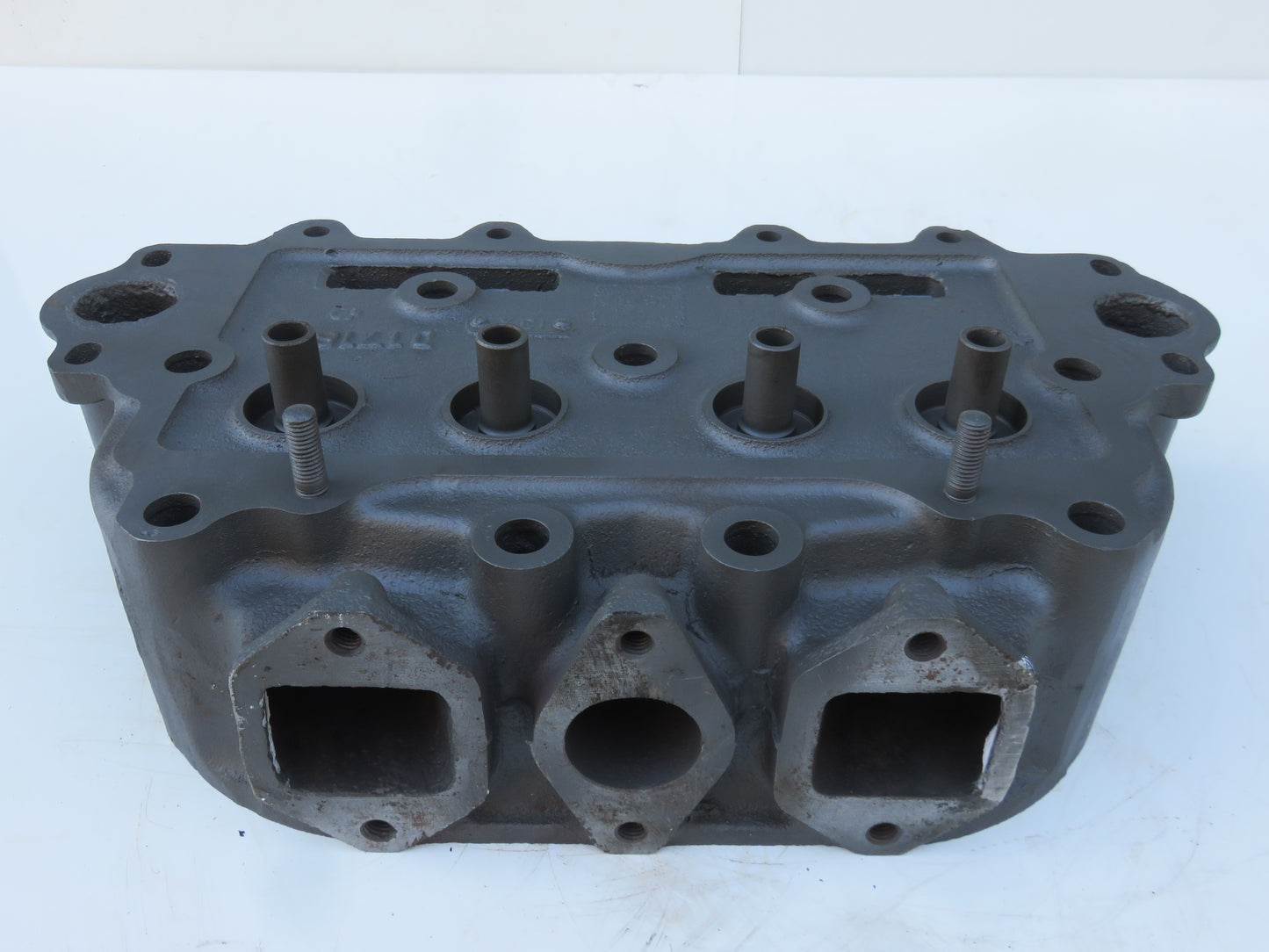 AD789R, D1718R John Deere Cylinder Head For D