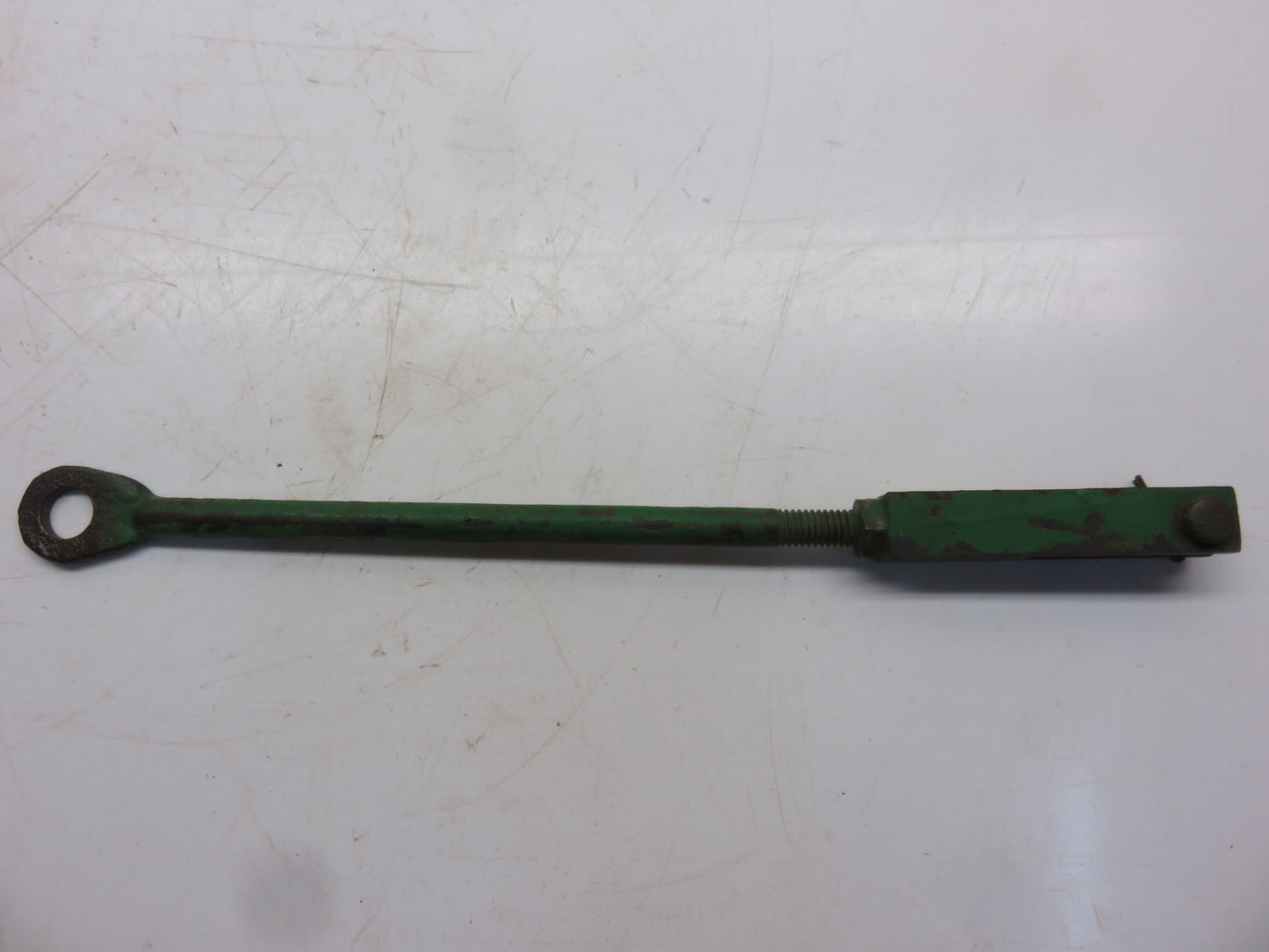 F2877R John Deere Remote Cylinder Operating Rod For 620, 720, 630, 730