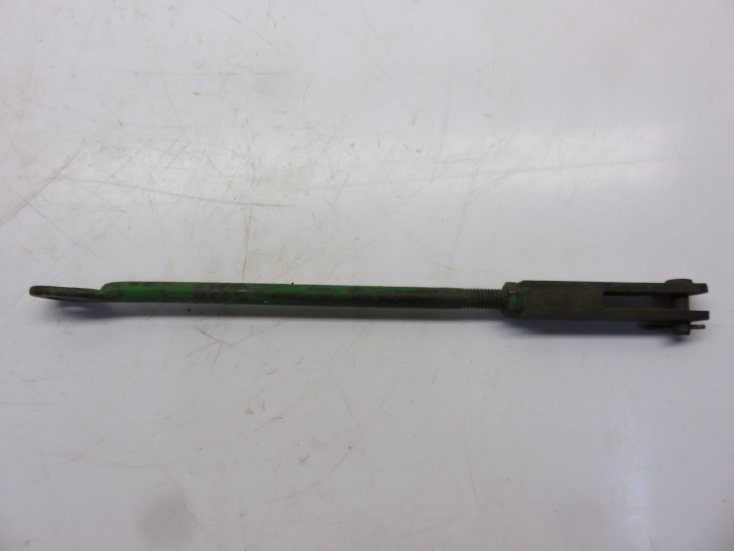 F2877R John Deere Remote Cylinder Operating Rod For 620, 720, 630, 730