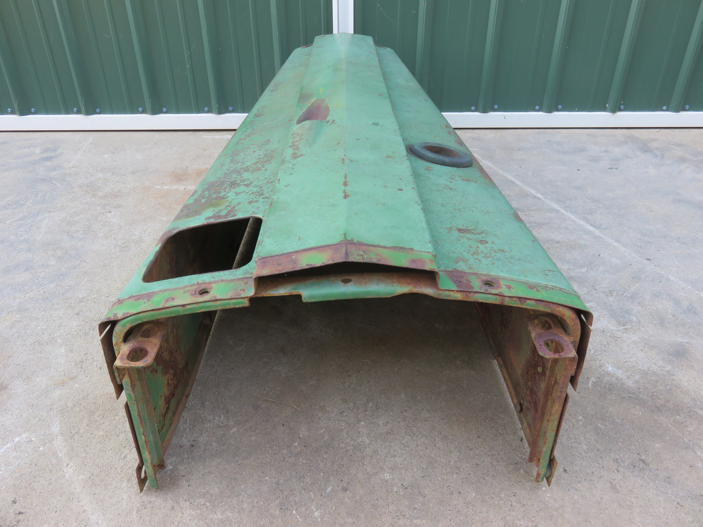 AA6481R John Deere Hood For 60, 620