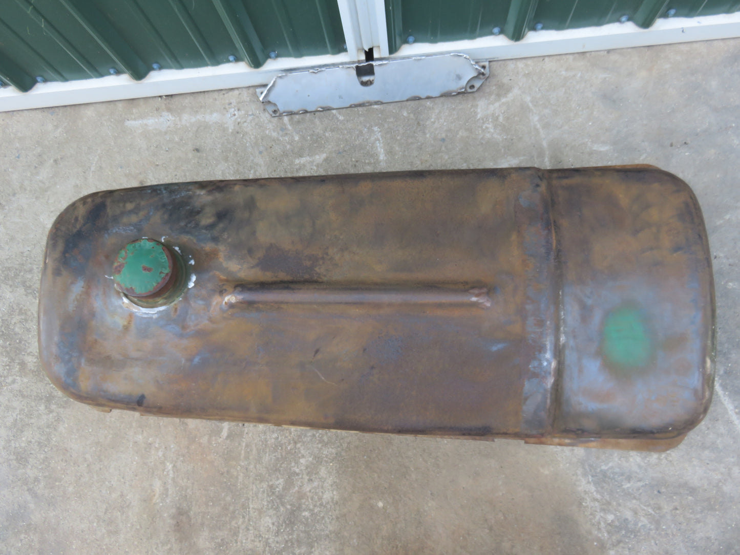 AA5057R John Deere Gas Tank For 60