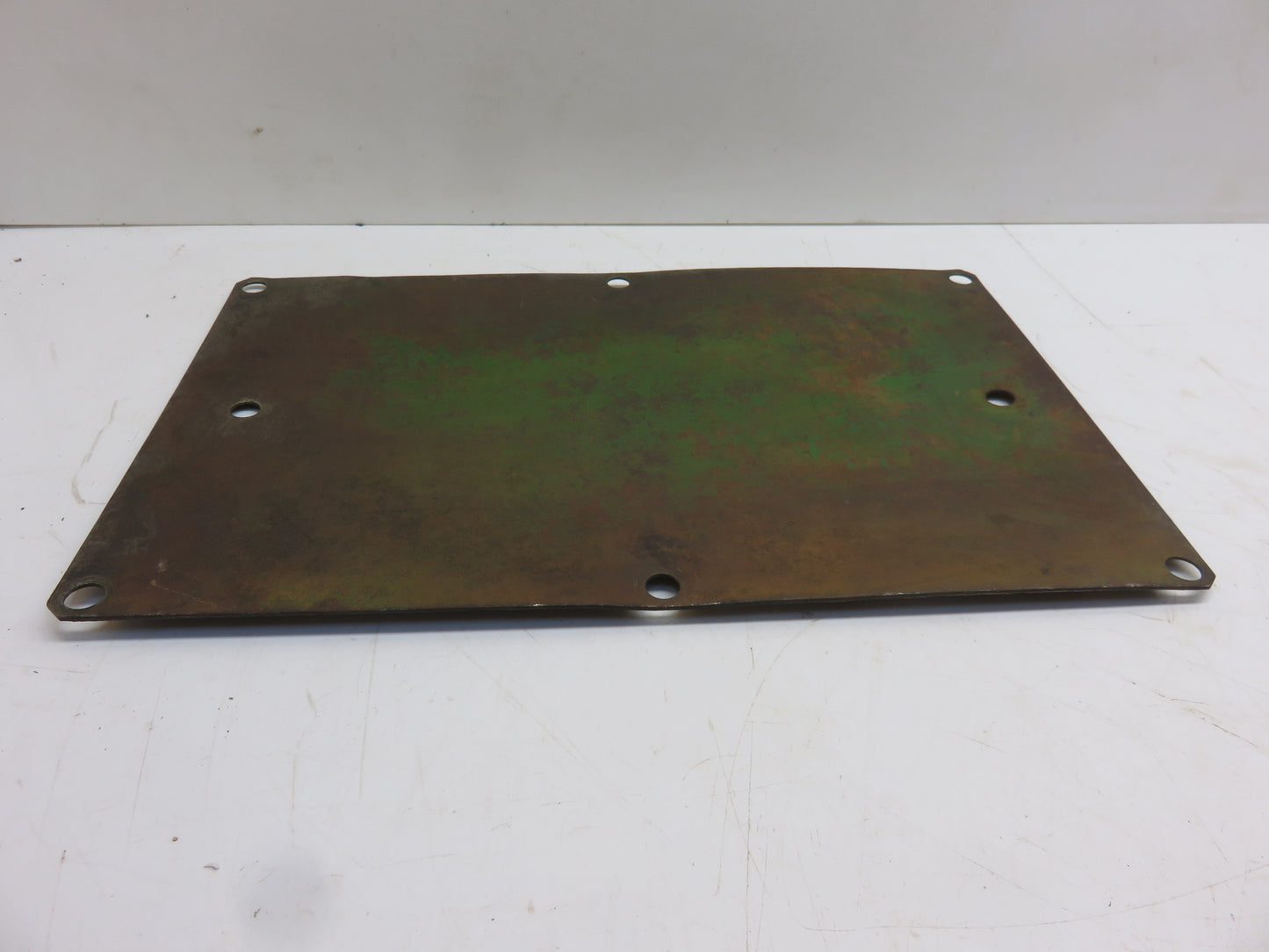 B2483R John Deere Starter Opening Cover For B, 50, 520, 530