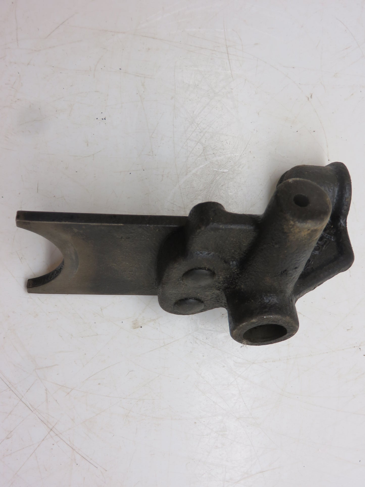 AA371R, A594R John Deere Shifter Fork For A