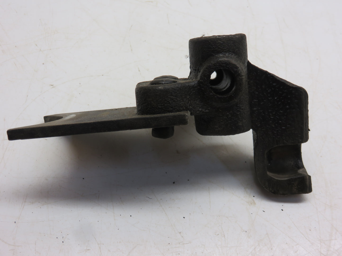 AA371R, A594R John Deere Shifter Fork For A