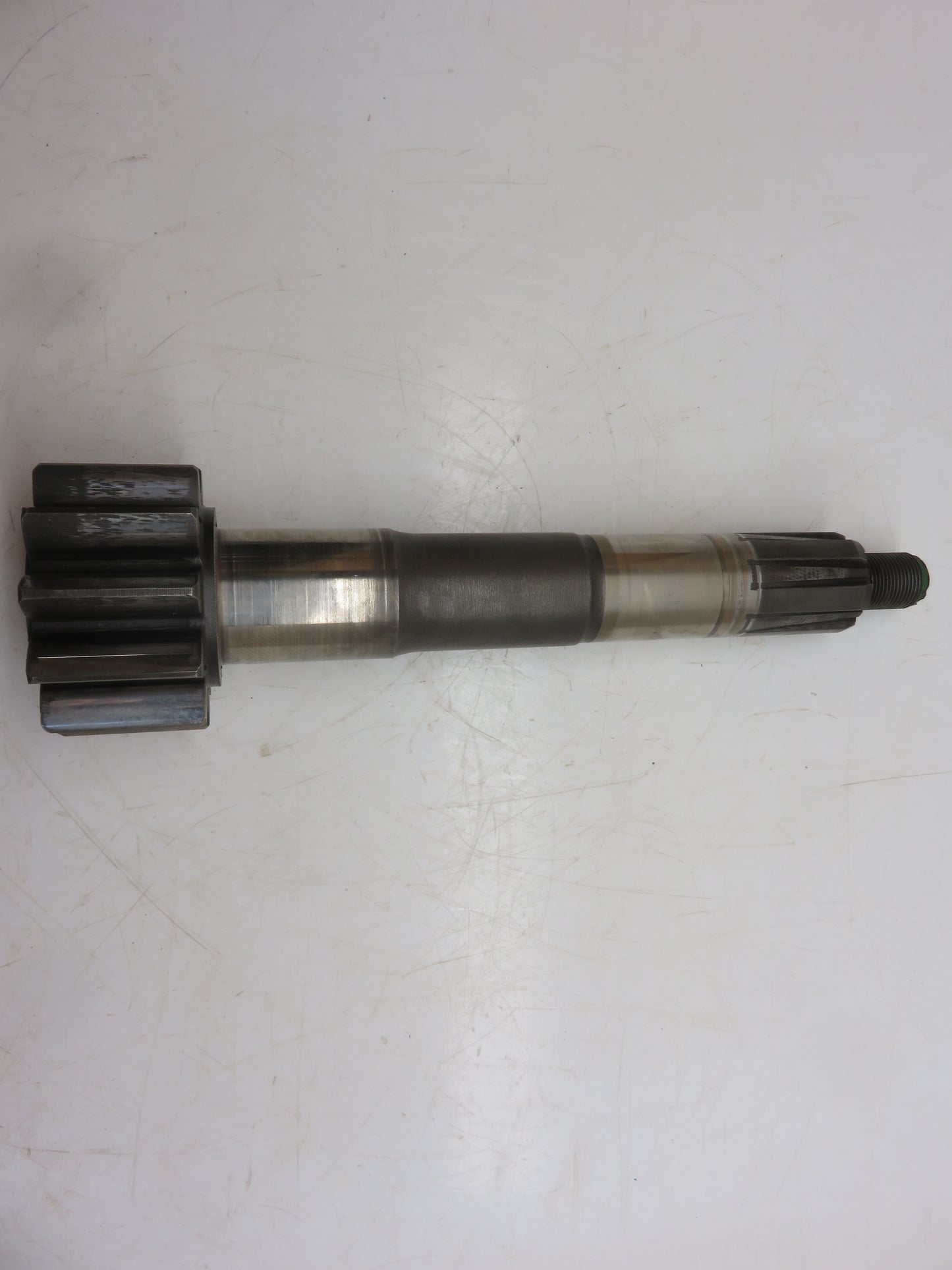 AR1586R, R2574R John Deere Brake Shaft For 820, 830