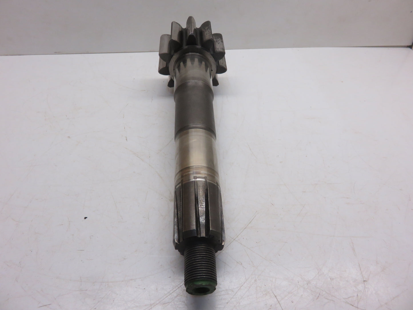 AR1586R, R2574R John Deere Brake Shaft For 820, 830