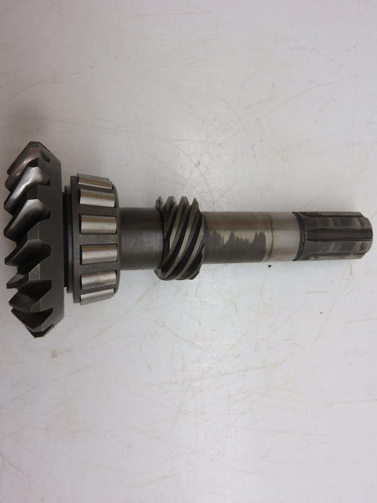 R1512R John Deere PTO Bevel Gear And Shaft For 80, 820, 830