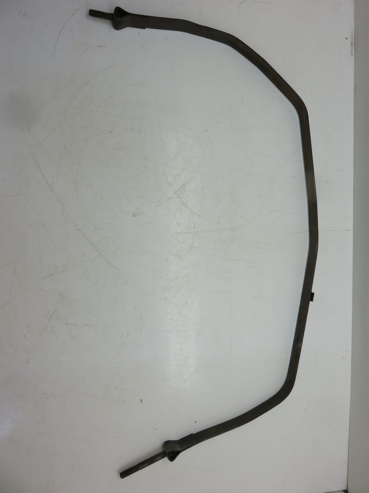 AR1111R John Deere Fuel Tank Strap For 80, 820, 830