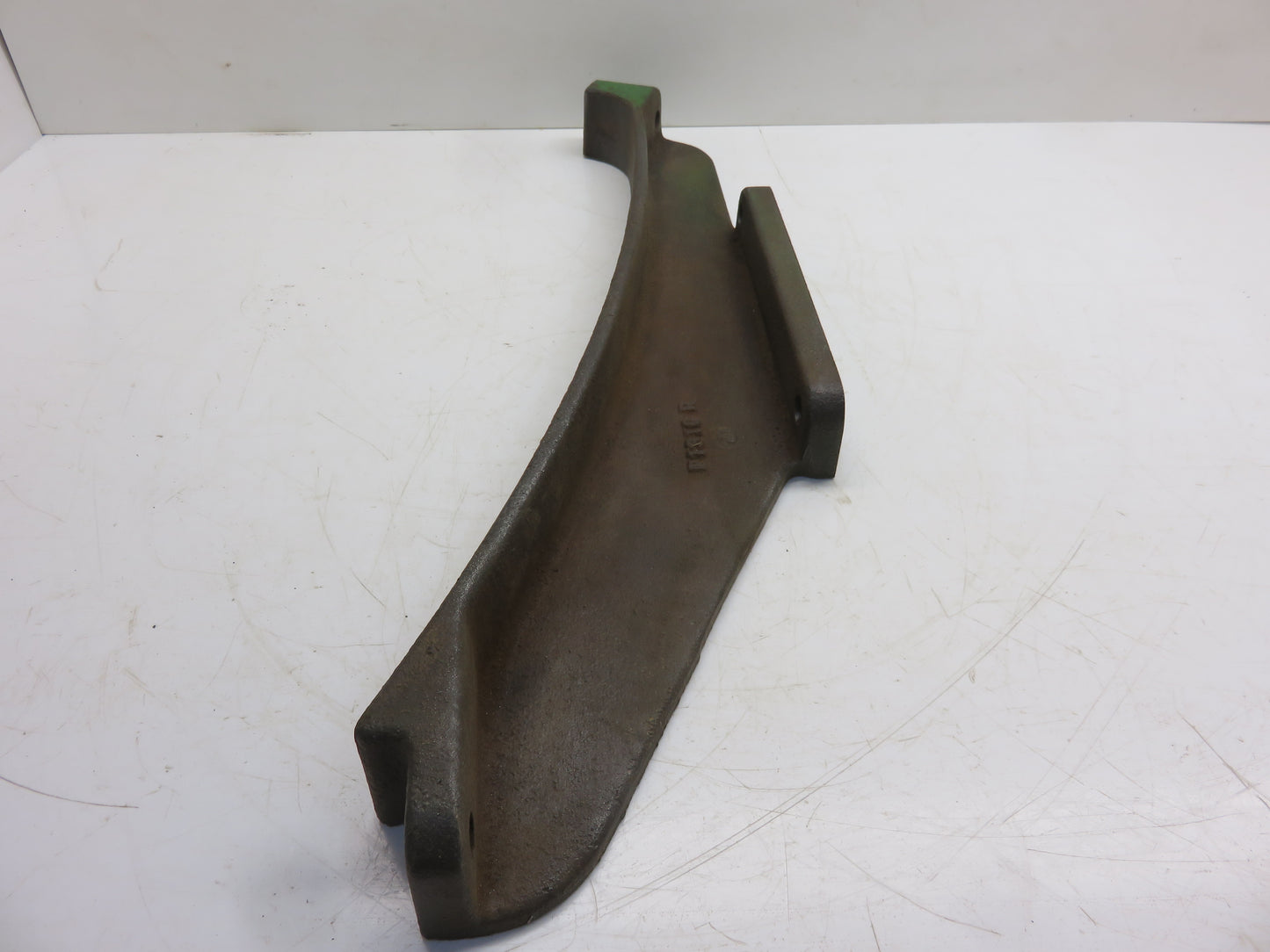 AR1110R, R1310R John Deere Fuel Tank Support For 80, 820, 830