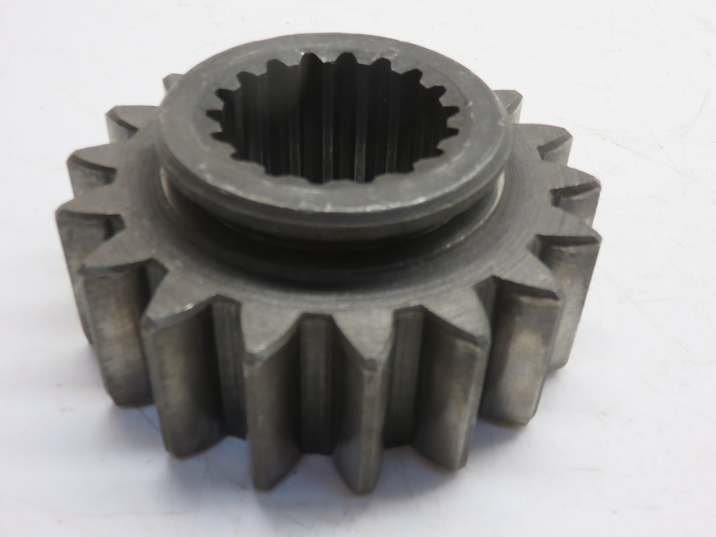 R1494R John Deere First Speed Sliding Gear For 80, 820, 830